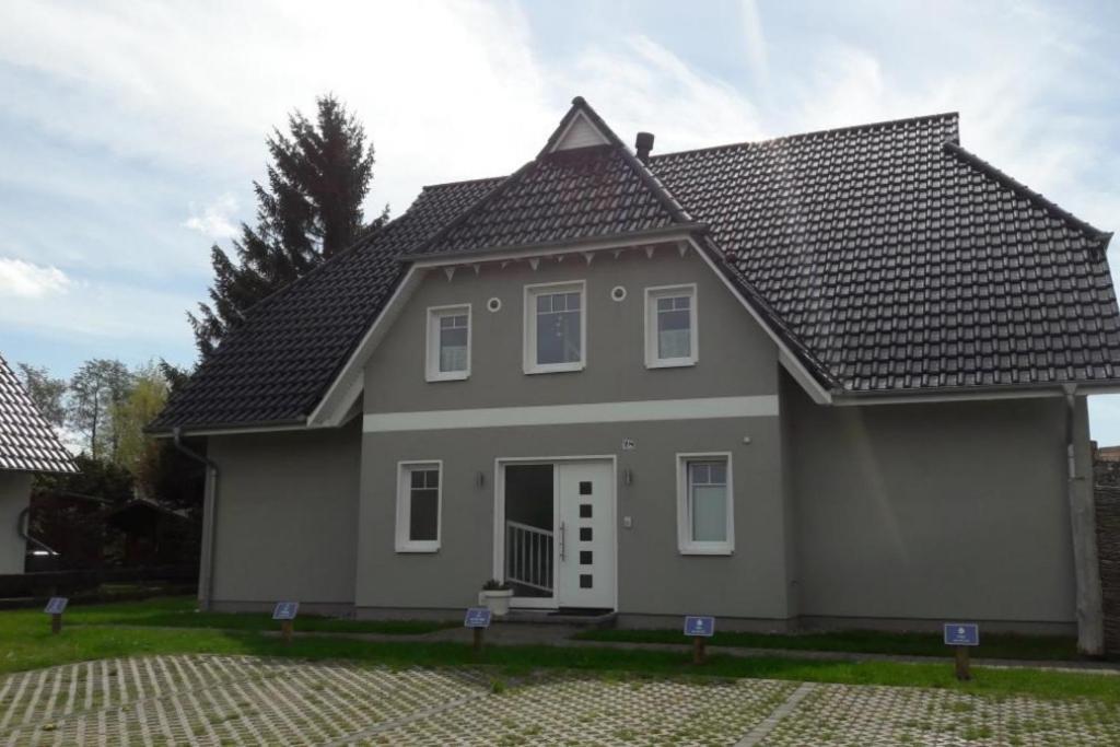Ferienwohnung Van Der Holm Борн Екстериор снимка